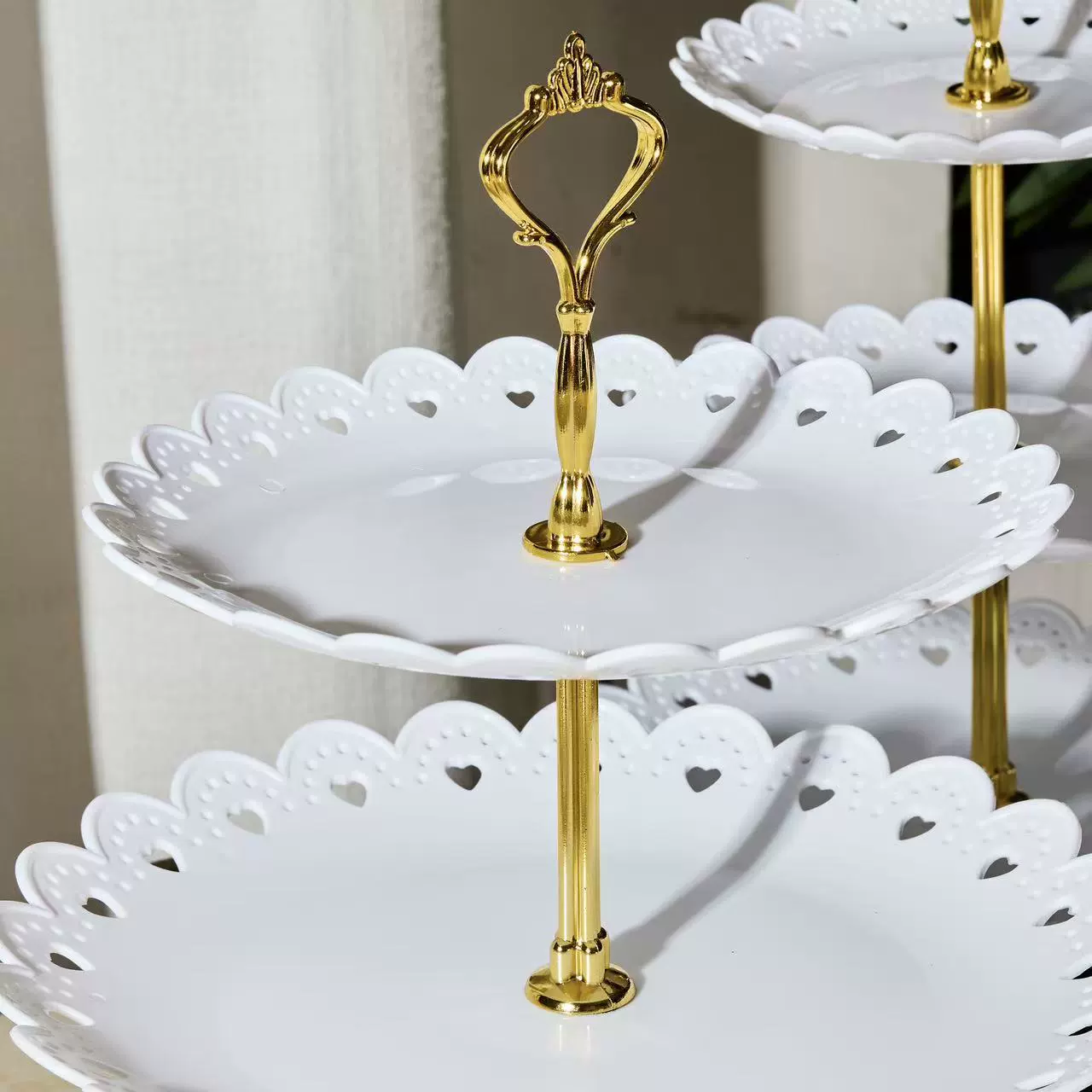 Light luxury tray display rack snack rack home cross-border living room kitchen multi-layer cake fruit storage special plate