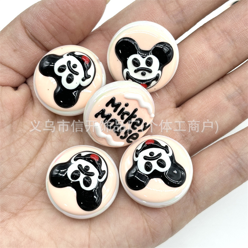 Acrylic double-sided cartoon beads with letters