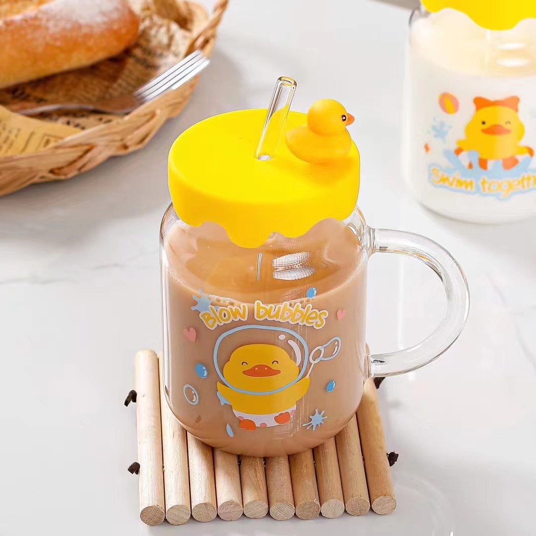 Pato amarillo lindo de los niños con dibujos animados de mango con tapa resistente a altas temperaturas taza de agua universal taza de paja regalo vidrio
