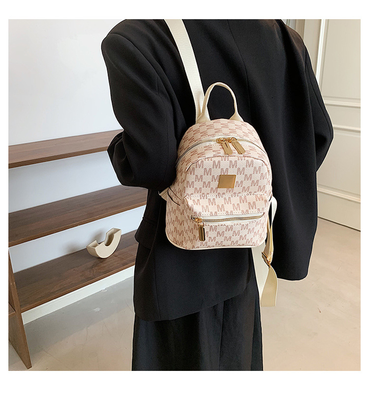 Fashion Minimalist Preppy Style Backpack Travel Simple Western Style Girl's Backpack 2021 New Summer Little Fresh Ins display picture 9