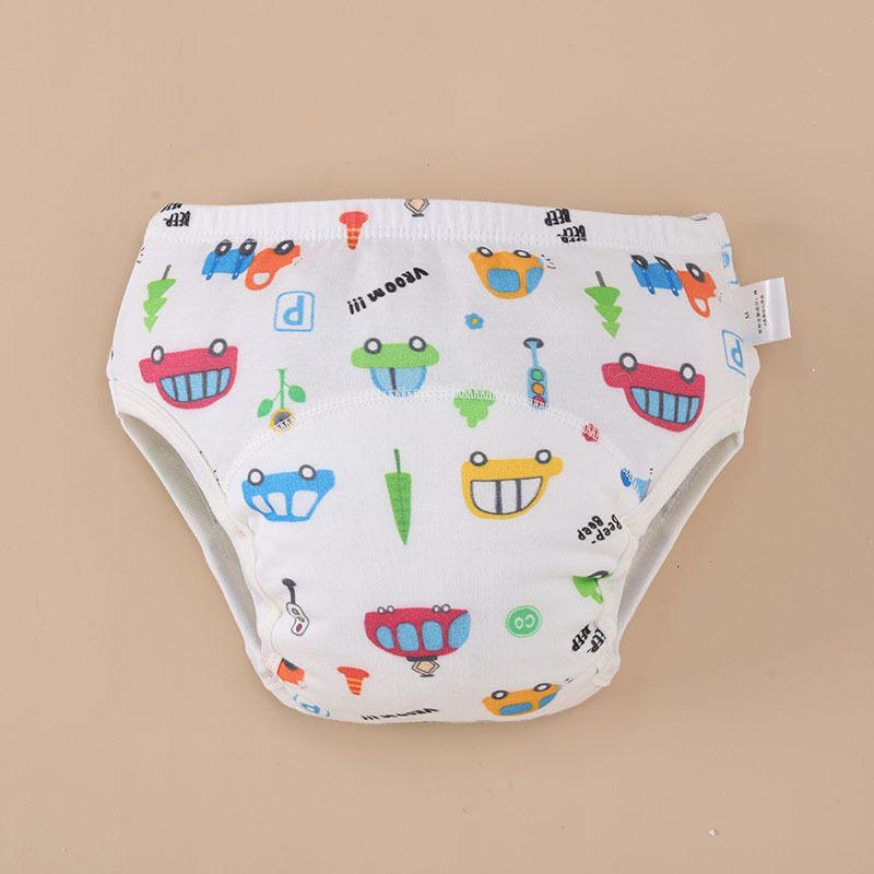 赤ちゃんはトイレのトレーニングパンツのようです。|undefined