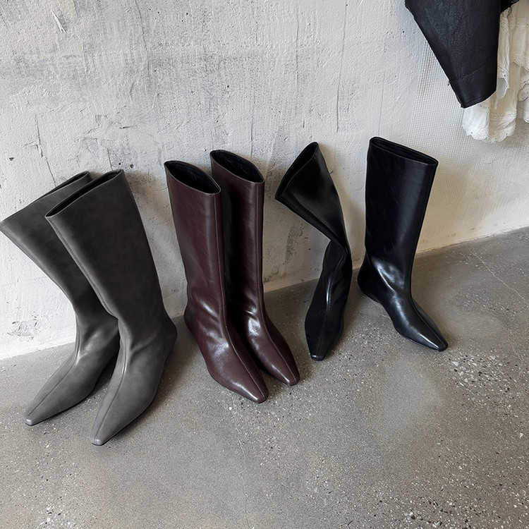 Low-Heeled Knight Boots for Women, Wide-Leg Long Boots, Autumn and Winter New Square-Toe Slip-On Genuine Leather Knee-High Boots, Tall Boots for Women, Size 40