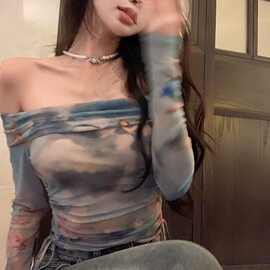 美式复古辣妹修身短款T恤女天使印花一字肩长袖露肩显瘦新款上衣