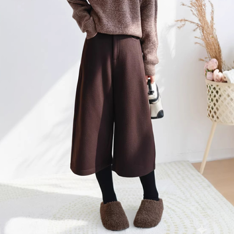 【No Returns or Exchanges】Fashionable Woolen Woolen Pants in Solid Color with High Waist and Cropped Length, Featuring a High-End Design and Wide-Leg Casual Style 【No Returns or Exchanges】Fashionable Woolen Woolen Pants in Solid Color with High Waist and Cropped Length, Featuring a High-End Design and Wide-Leg Casual Style