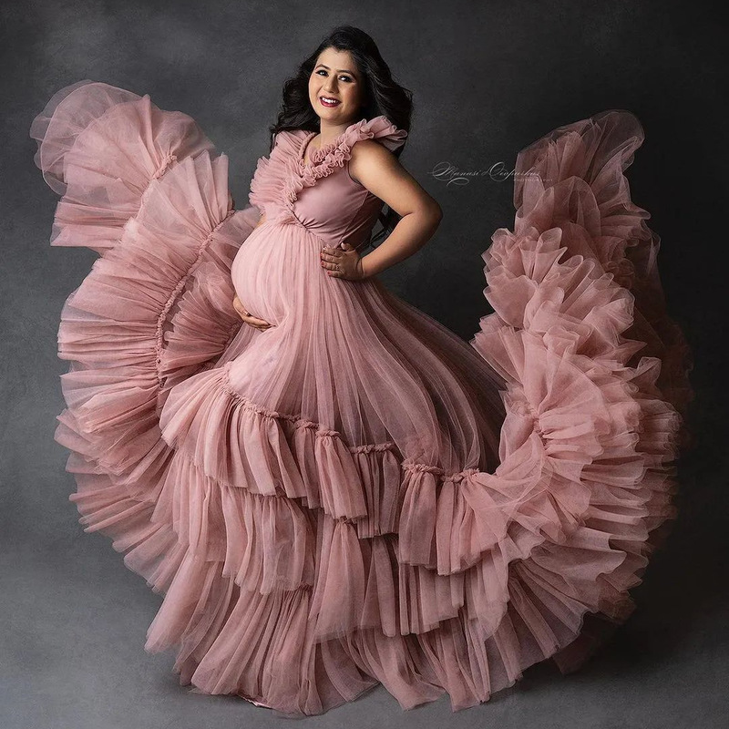 Bean Paste-Colored Trailing Gauze Dress for Maternity Photoshoot, Evening Gown with Double Shoulder Straps, Small Train Wedding Dress with Long Train Bean Paste-Colored Trailing Gauze Dress for Maternity Photoshoot, Evening Gown with Double Shoulder Straps, Small Train Wedding Dress with Long Train