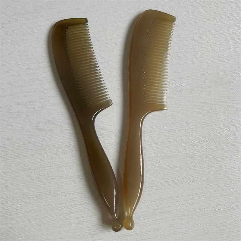 18cm Horn Acupoint Massage Comb Natural Buffalo Horn Hair Comb Scalp Care Detangling Comb for Adults and Children overview