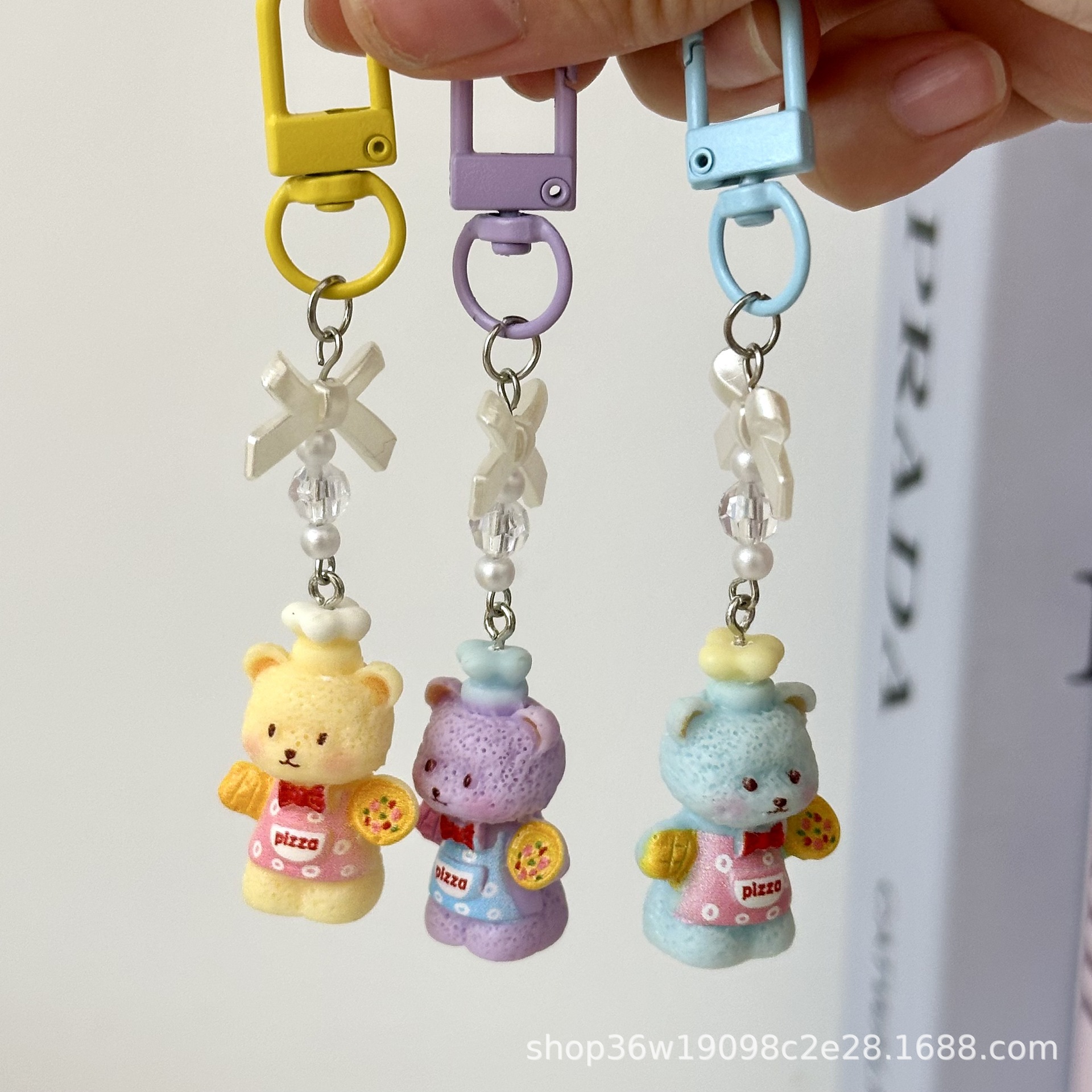 Cartoon Solid Color 3D Bread Bear Keychain DIY Beaded Cute Girl Bag Pendant Phone Chain Accessory