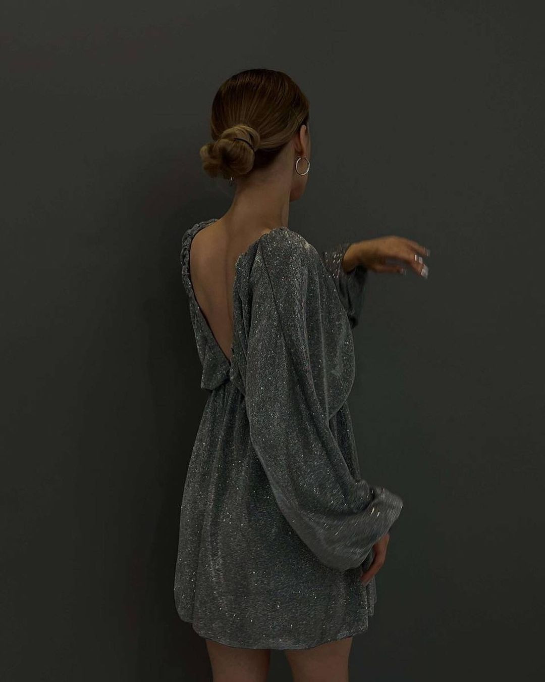 Elegant Style Wholesale Women's Elegant Solid Color Daily V Neck Long Sleeve Sheath Dress