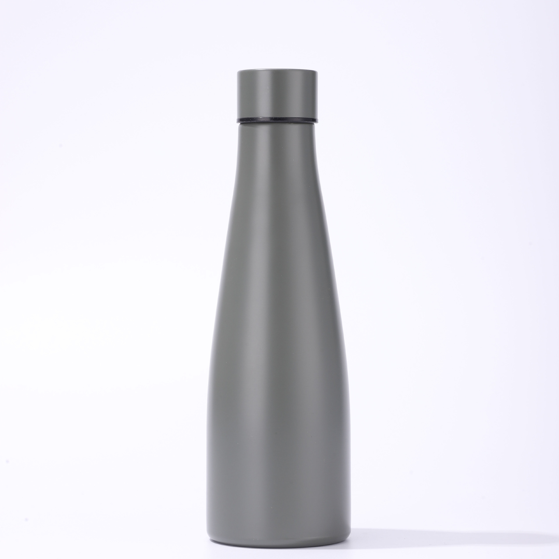 Transfronterizo nuevo 304 taza de acero inoxidable taza americana portátil taza de agua deportiva al aire libre botella de cola al por mayor