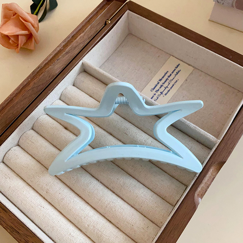 Carpeta de agarre de palabra redonda de color café, clip de tiburón de pelo de disco de alta gama retro, personalidad simple y de moda, nueva horquilla, accesorios para el cabello