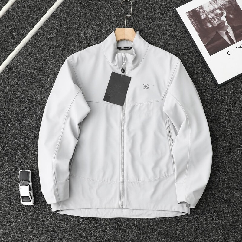 Cross-border direct supply NiaoJia casual Solano Jacket outdoor solid color waterproof soft shell jacket with stand-up collar