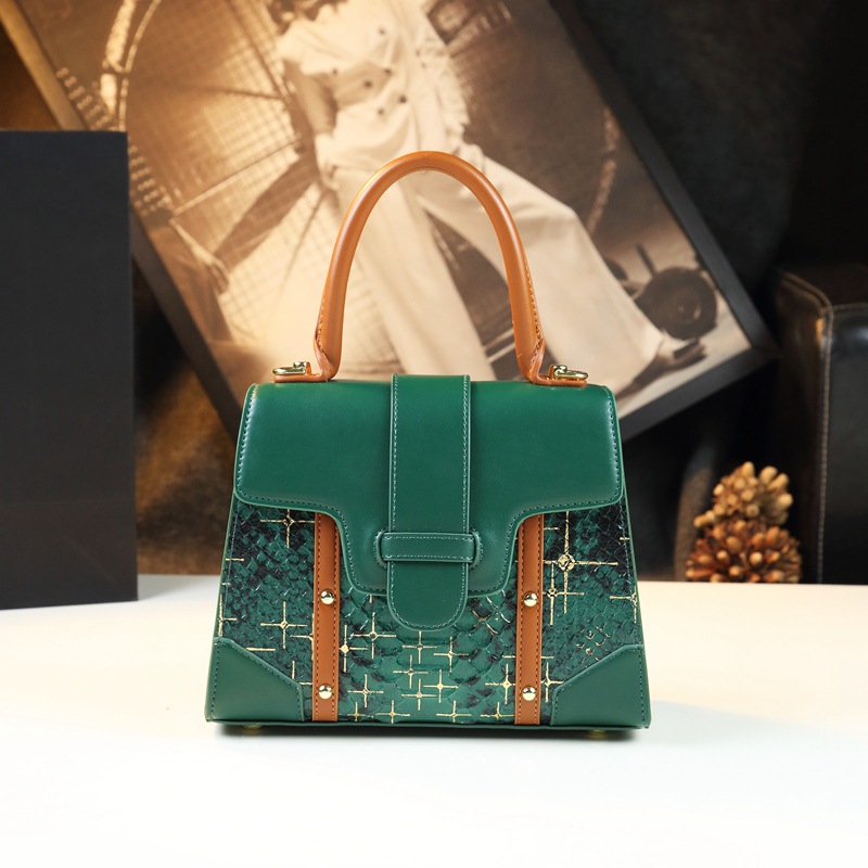 Printemps/Été 2024 Nouveau sac à bandoulière simple polyvalent haut de gamme en cuir véritable pour femmes, tendance et style occidental décontracté_voghion.com