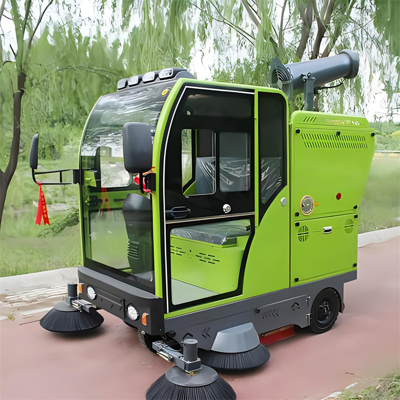 驾驶式道路清扫车多功能环卫吸尘扫地车全封闭工厂车间电动扫地机