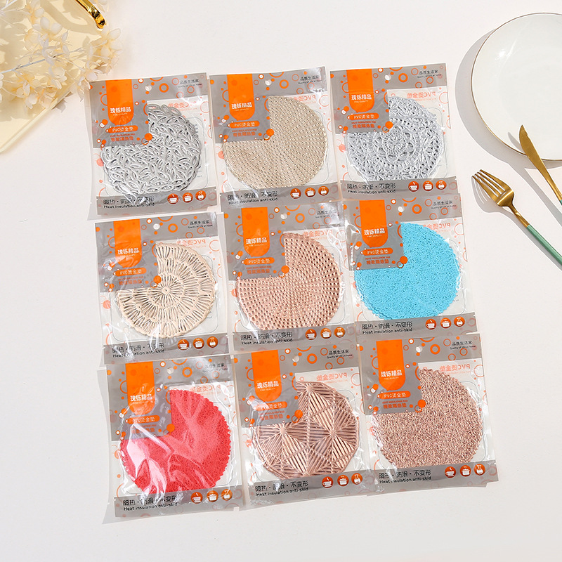 Transfronterizos nórdicos estampado en oro hueco cojín de tazas de PVC esterilla de aislamiento térmico antideslizante cojín de decoración de comedor occidental esterilla de mesa impermeable universal