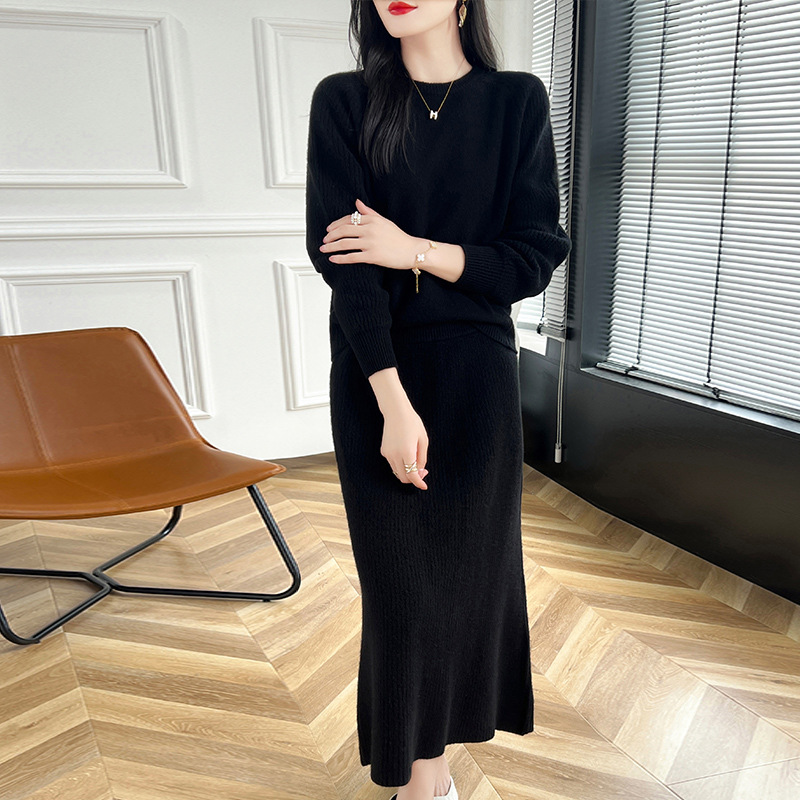 2024 가을과 겨울 새로운 캐시미어 원피스 여성용 라운드 넥 퓨어 울 스웨터 스커트 니트 루즈 투피스 세트