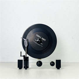 现代轻奢立式复古留声机黑胶唱片机模型小号摆件别墅样板间装饰品