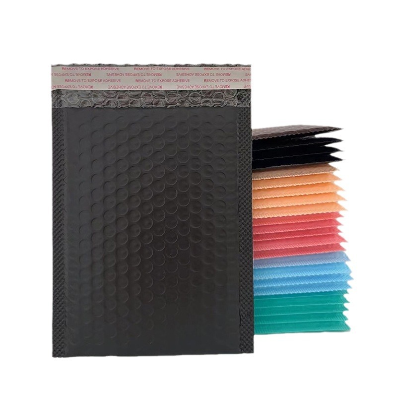 Bolsa de envoltura de burbuja de película coextruida mate negra engrosada impermeable a prueba de golpes ropa de embalaje expreso bolsa de embalaje de espuma