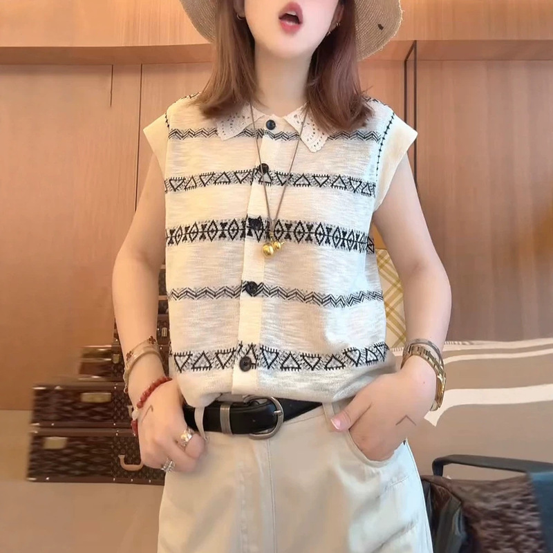 Lace Lapel Sleeveless Knitted Cardigan for Women, 2026 Summer New Thin Style Versatile Slimming Fashionable Top