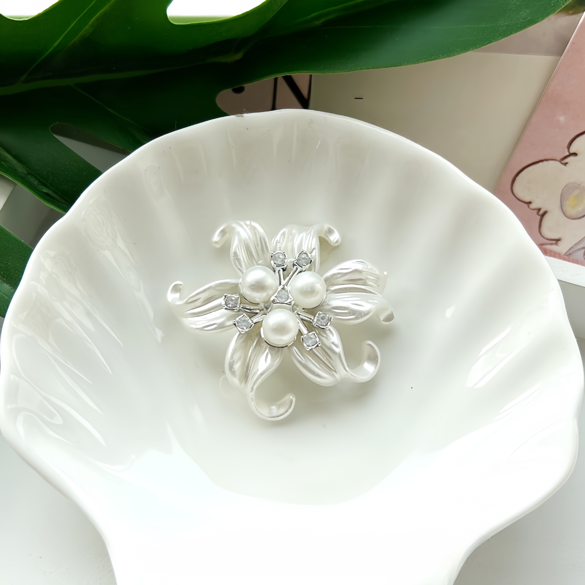 Copribottoni per gemelli floreali con perla e stella marina_voghion.com