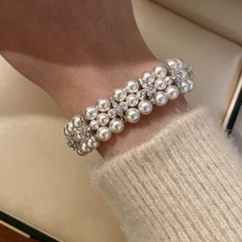 项链;耳钉;耳环