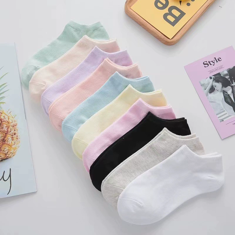 Thin breathable Japanese colored invisible non-slip socks, absorbs sweat and smell