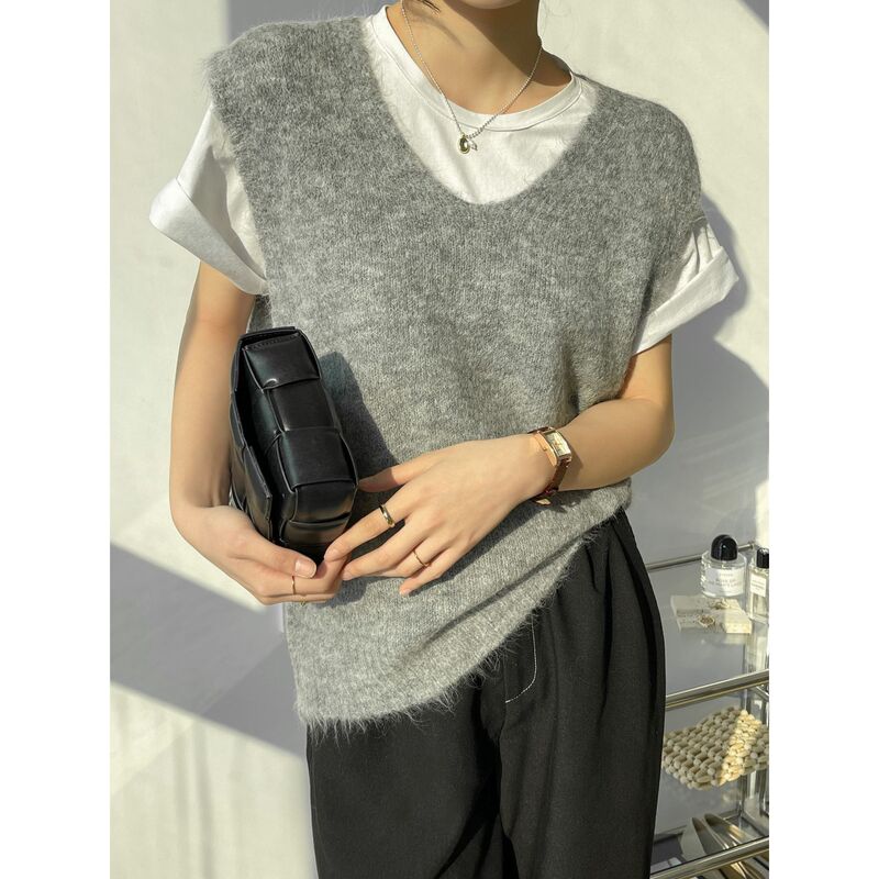 Clearance Sale at a Loss, No Returns or Exchanges. Alpaca Wool 58% V-Neck Soft Knit Vest, Early Autumn Versatile Pullover
