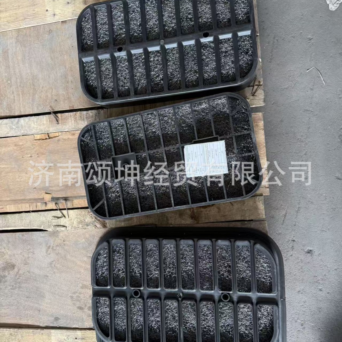 供应重汽豪沃配件油滤芯滤网（铁丝网、三片装）WG9750199104