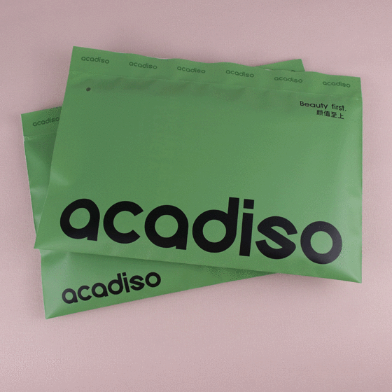 Customized frosted T-shirt clothing packaging bag wholesale cpe plastic zipper bag green thick clothes self-sealing bag