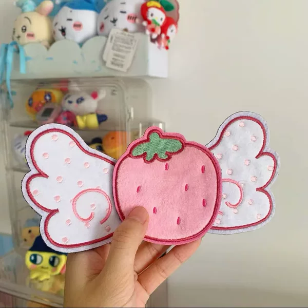 Vintage Strawberry Wing Bangs Stickers for Sweet Girls, Cute Magic Stickers, Versatile Face Washing Tool