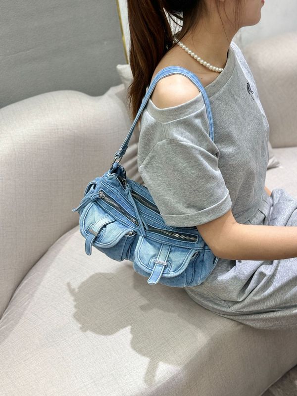 2025 新ヨーロッパとアメリカのレトロな女性のバッグファッション脇の下バッグトレンディなデニムハンドバッグショルダー女性のバッグクロスボディバッグ|undefined