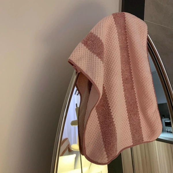 Spliced Stripes [Towel]-Coral Pink