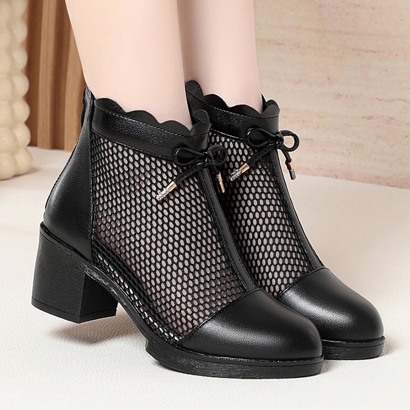 Fashionable universal breathable summer boots heels made of soft…