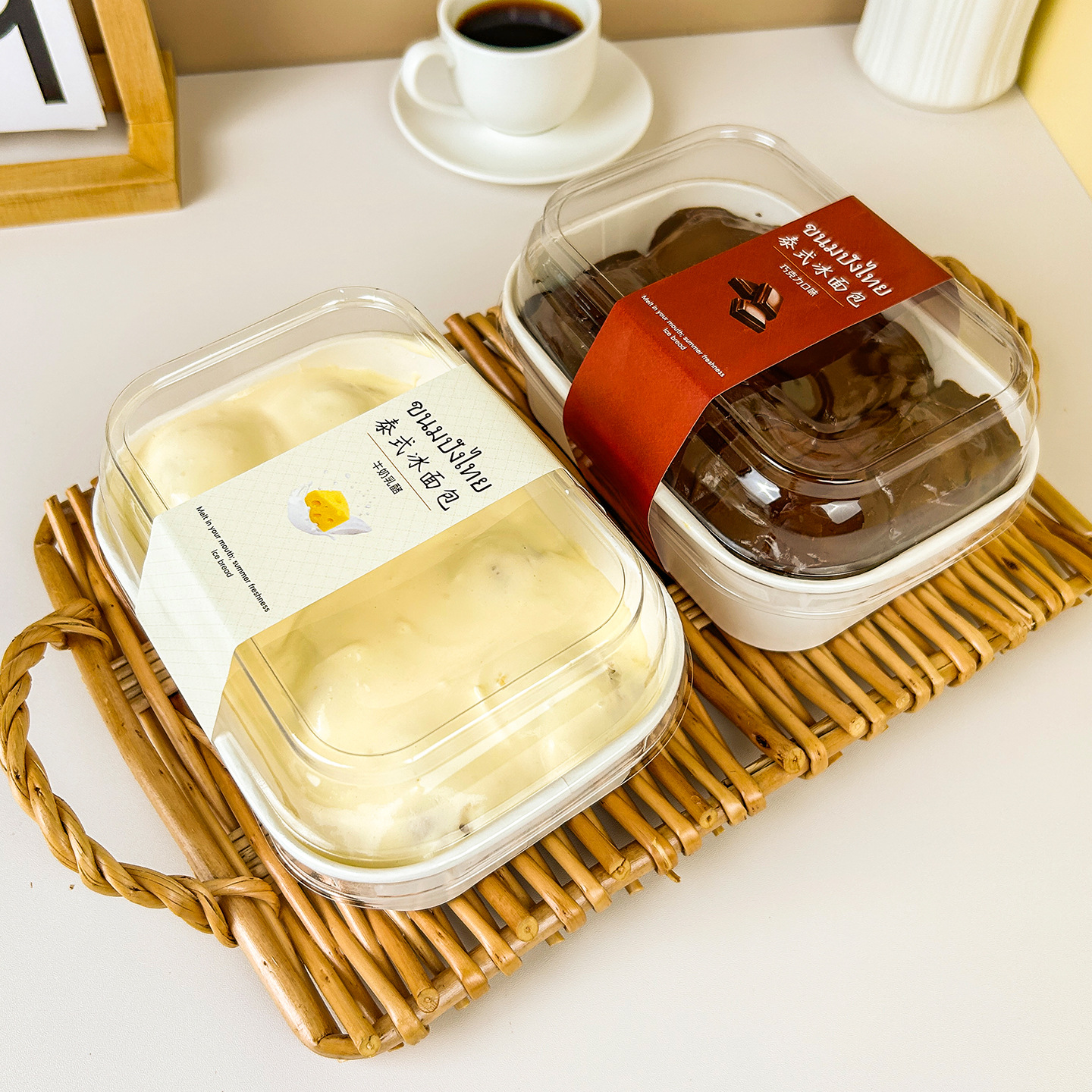 瑞皮猫网红泰式冰面包包装盒腹肌面包打包盒子带盖蛋糕纸托盒子