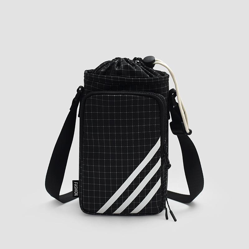 24 años de explosión de tazas de agua, bolsas de tazas de agua convenientes, bolsas de llaves para teléfonos móviles, mochila para montar, mochila de fitness