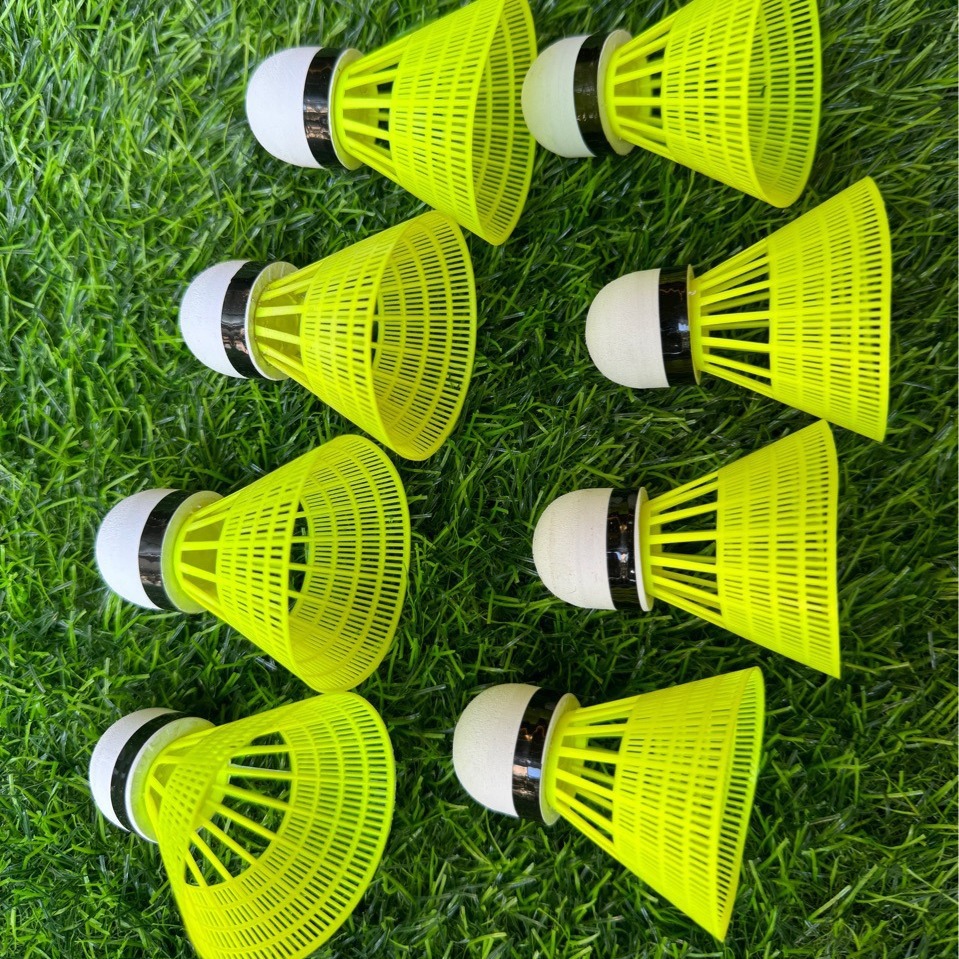 Windproof Night Luminous Badminton, Durable and Unbreakable, Outdoor Singles, No Ball Picking, Rebound Plastic Nylon Ball Wholesale