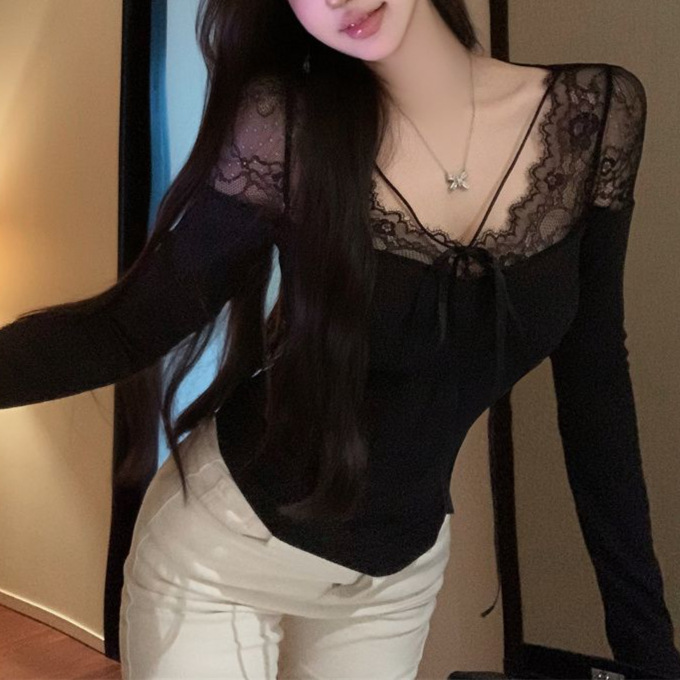Pure Desire Style Long Sleeve T-Shirt for Women, Spring Lace Patchwork Slim Fit Black Waist-Cinching Base Shirt Top