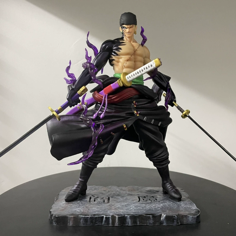 Фигурка Зоро с двумя мечами из One Piece в подарочной коробке