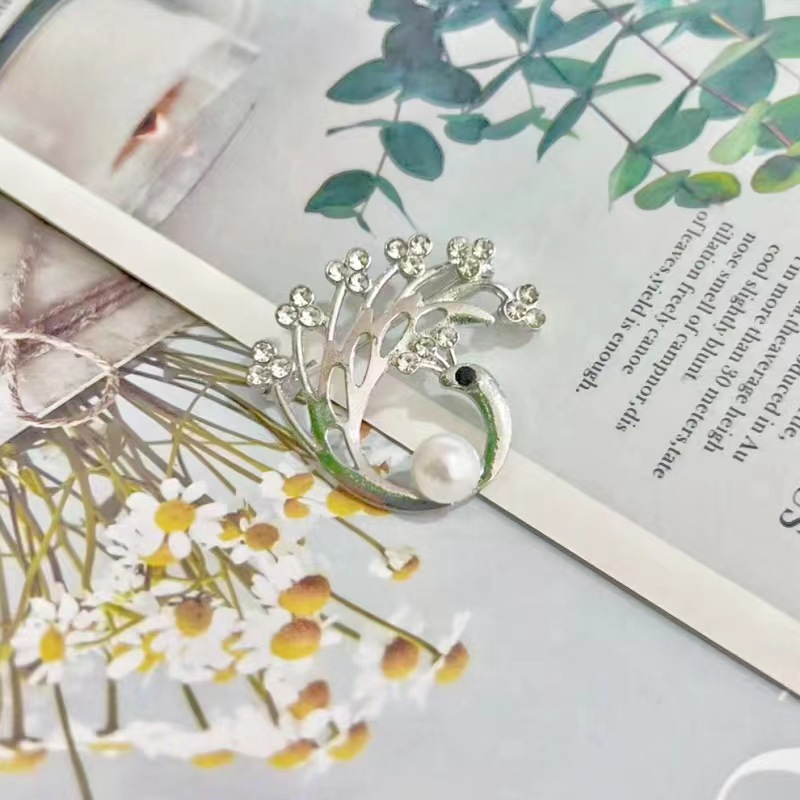 Broche homme en or avec étoile à huit branches, perles et blé, accessoire personnalisé pour femme_voghion.com