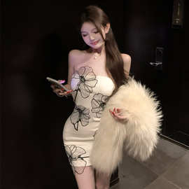 9020欧美东南亚外贸批发2026女装气质辣妹立体花朵修身抹胸连衣裙
