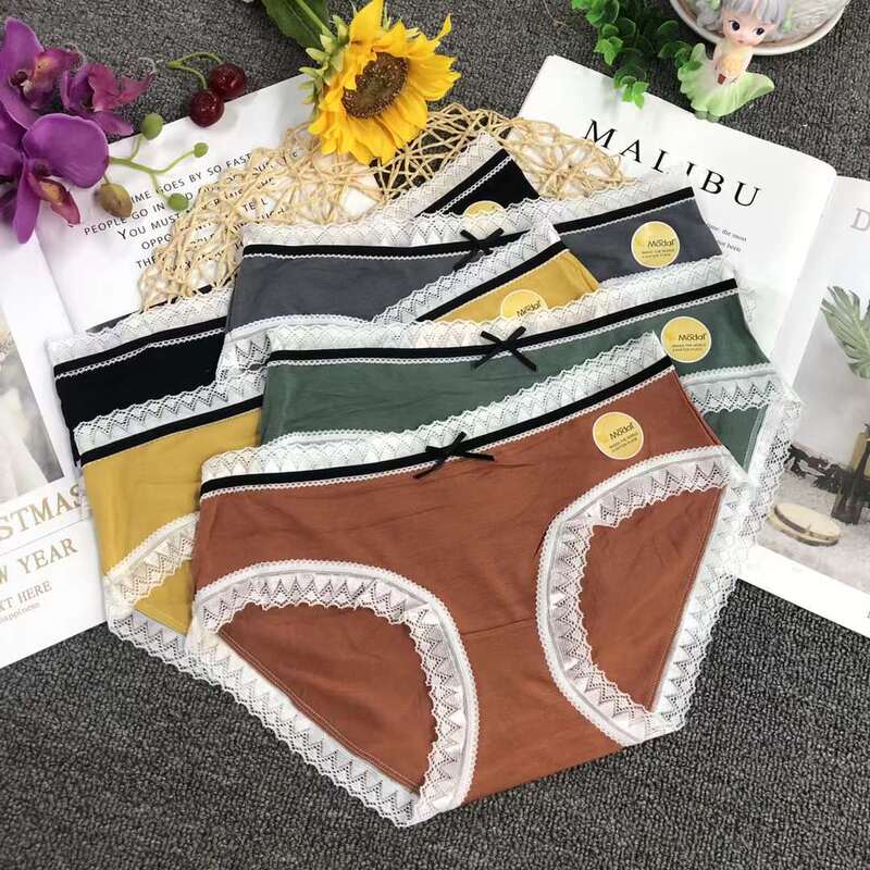 French Japanese style new lace jacquard underwear women's hip lifting belly contracting comfortable mid-low waist women's briefs