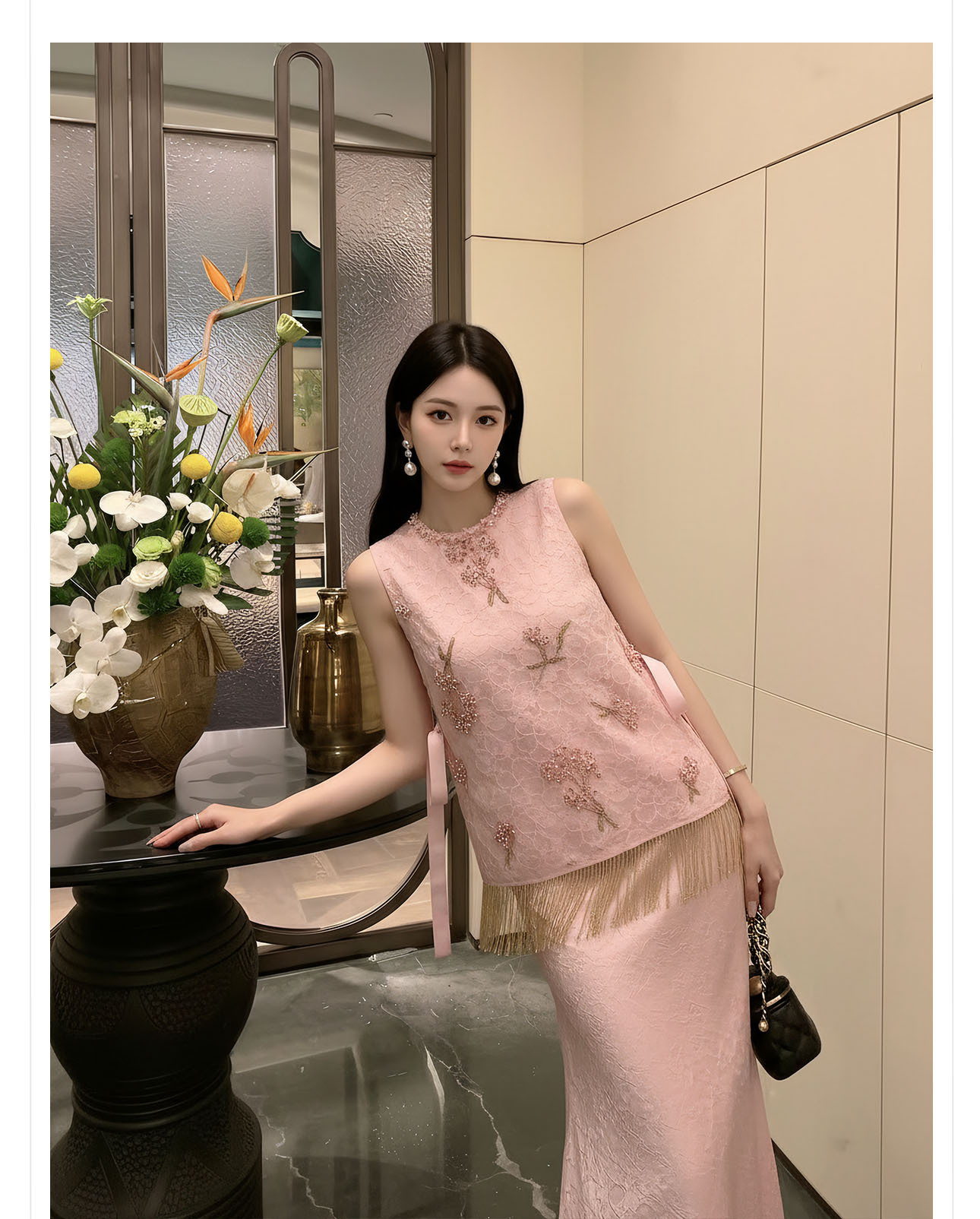Bộ váy dây kèm áo gi lê thêu hoa cầu tân cổ điển — váy dây màu hồng phấn, Áo gi lê màu hồng chi tiết 4