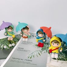 撑伞挎包女孩桌面摆件家居装饰品汽车摆件车载中控台可爱情侣公仔