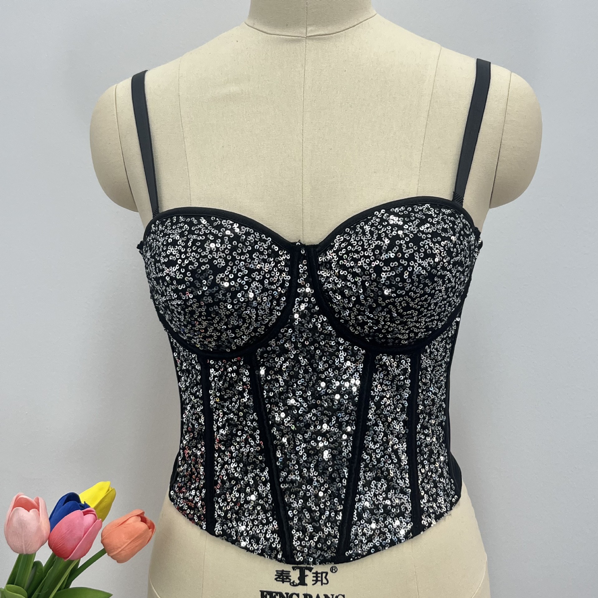 Pequeños tirantes europeos y estadounidenses transfronterizos, lentejuelas, sujetadores, ropa de actuación, blusa plástica sexy, Bar Bundy Fish bone corsé image 9