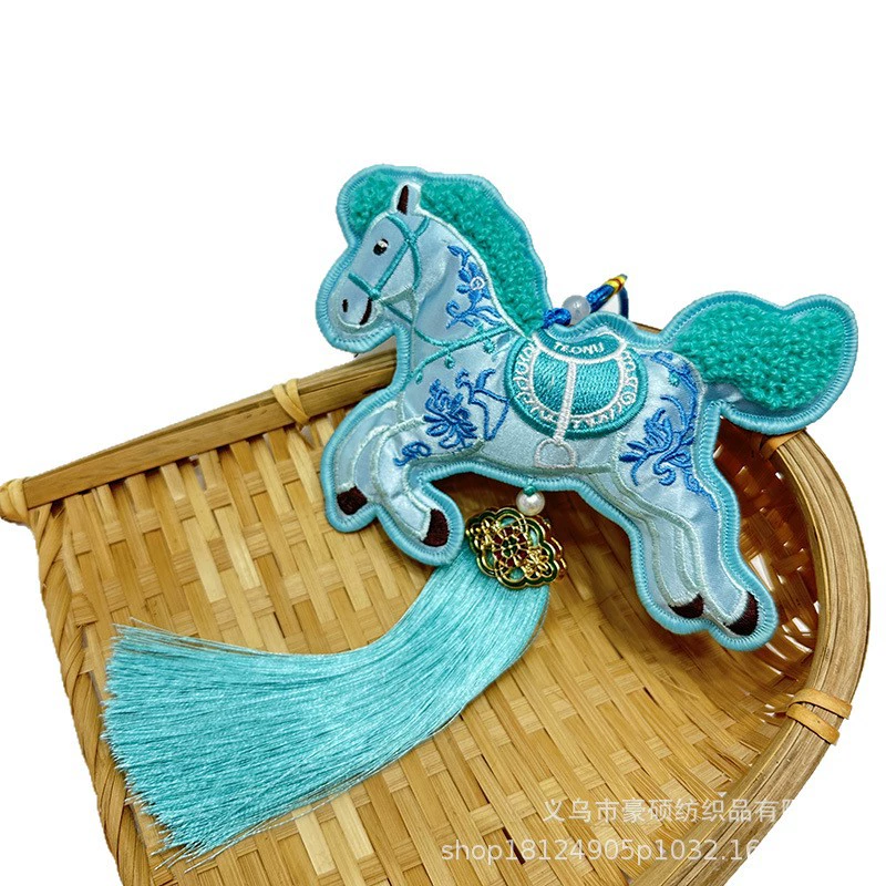 Новый 2026 sachet кисточка кулон зодиака лошадь ветвь погремушка кулон кисточка автомобильный кулон домашнее украшение