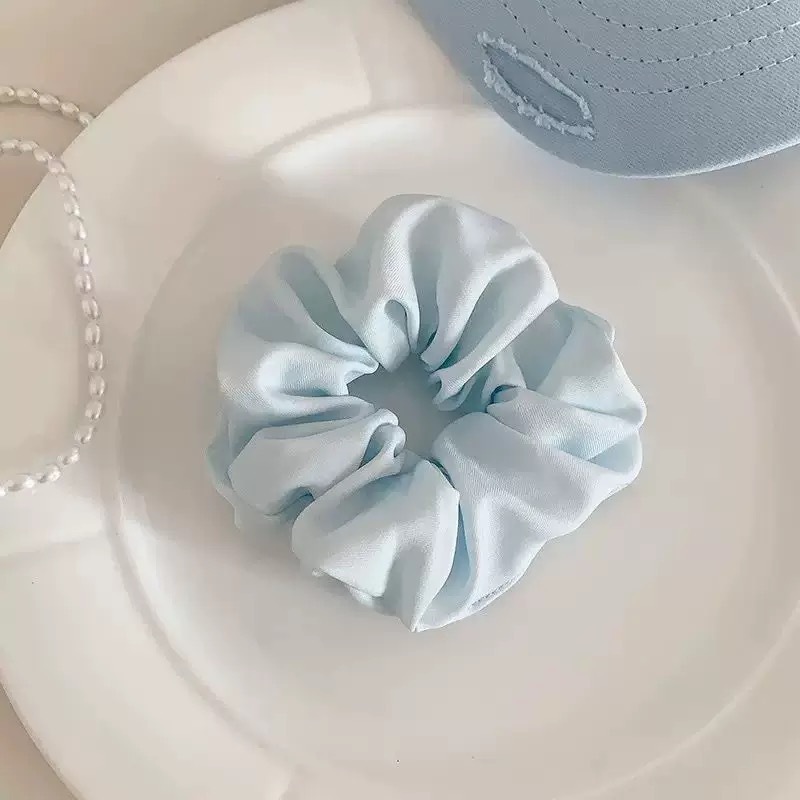 하늘색 머리끈