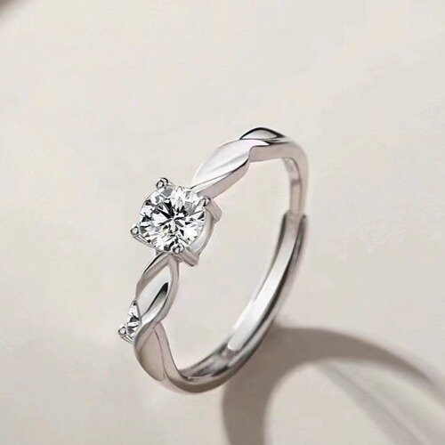 Mobius Shining Galaxy Couple Rings Simple Temperament Rings for Men and Women