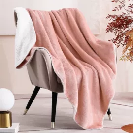 其他毛毯;绒毯;童睡袋