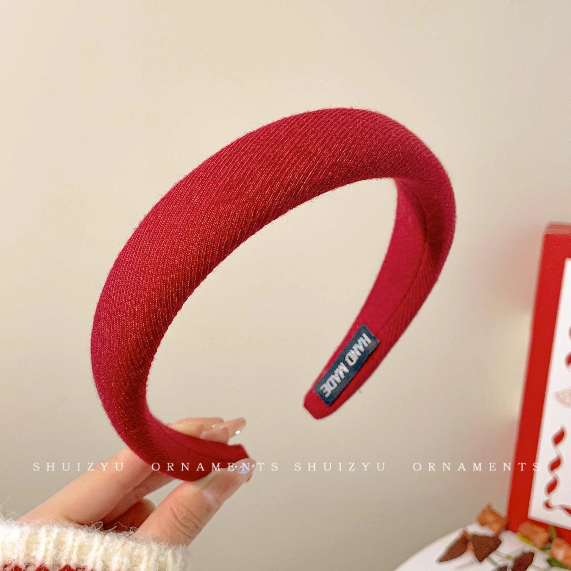 Año nuevo diadema roja cabello femenino presionando horquilla 2024 celebridad de Internet nuevo estilo diadema Paquete de cabello retro temperamento accesorios para el cabello de Año Nuevo