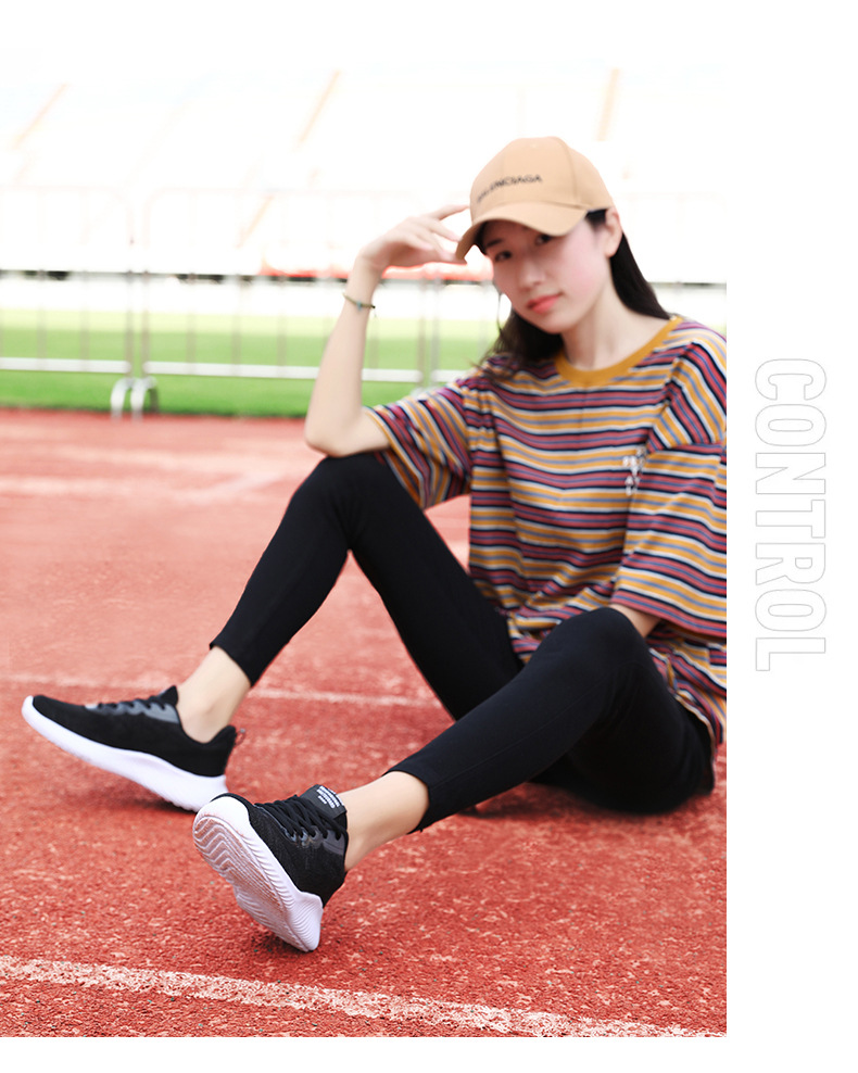 Women's Sports Solid Color Round Toe Sports Shoes display picture 6