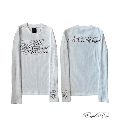 American long-sleeve T-shirt with dark retro Y2K prints, street goth fashion, trendy outfit for Instagram.